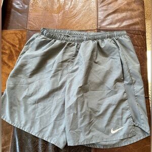 Men’s Nike Dri-Fit shorts - large